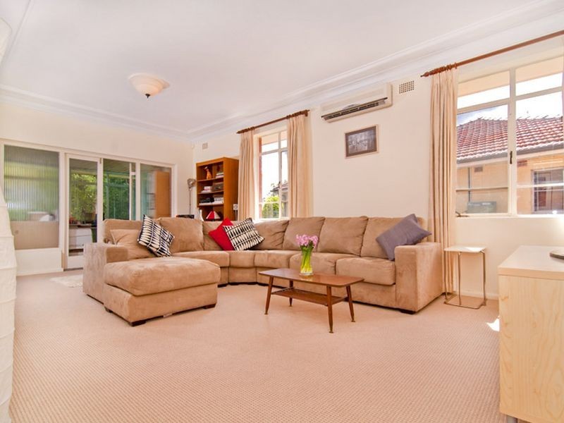 741 Mowbray Rd, Lane Cove NSW 2066