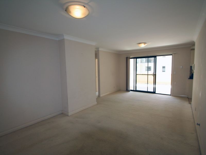 5/2 Taylors Drive, Lane Cove NSW 2066