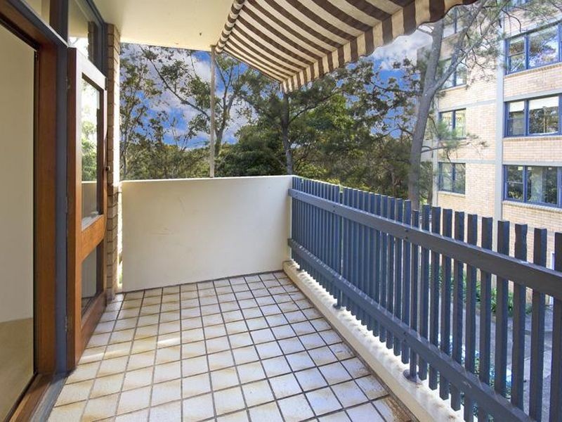 11/299 Burns Bay Rd, Lane Cove NSW 2066