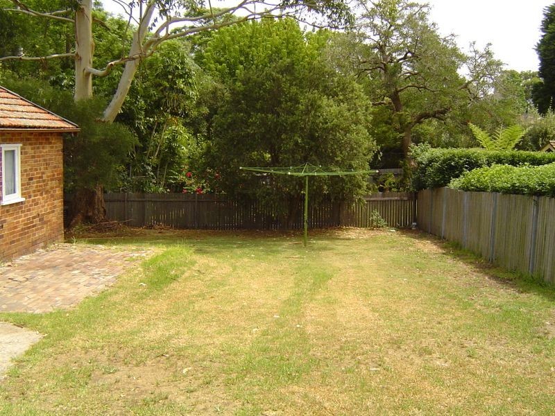 277 Burns Bay Rd, Lane Cove NSW 2066