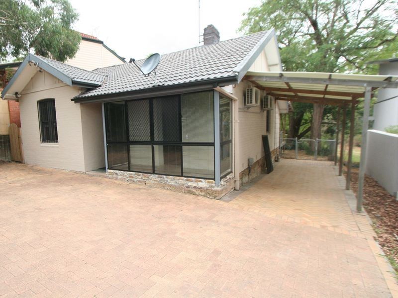 8 Moore St, Lane Cove NSW 2066