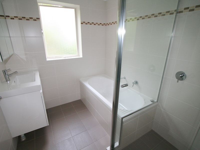 18/127 Burns Bay Rd, Lane Cove NSW 2066