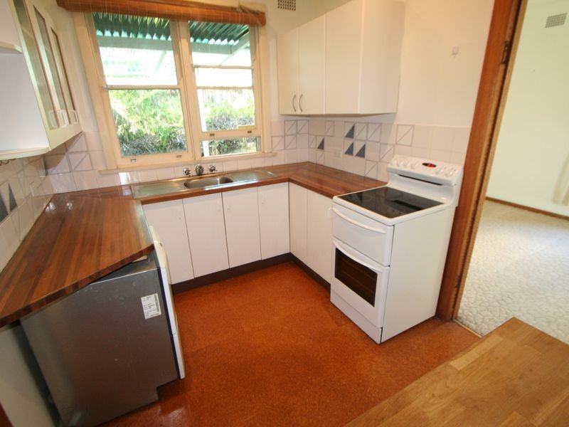 5 Carisbrook St, Linley Point NSW 2066