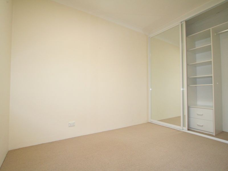 6/123 Burns Bay Rd, Lane Cove NSW 2066