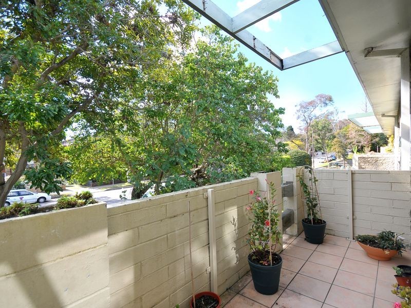 35/98-100 Burns Bay Rd, Lane Cove NSW 2066