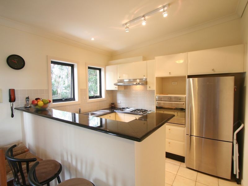 11 Kinsellas Drive, Lane Cove NSW 2066