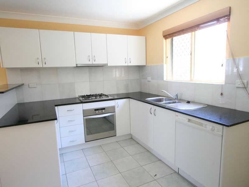 2/10 Albion St, Rozelle NSW 2039