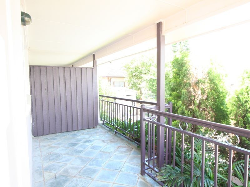 2/10 Albion St, Rozelle NSW 2039