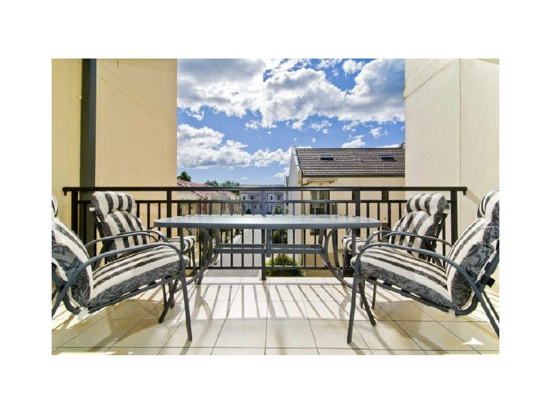 11/47 Walkers Drive, Lane Cove NSW 2066