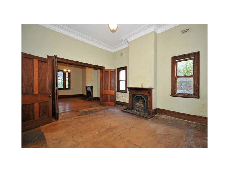 12 St Lawrence Street, Greenwich NSW 2065