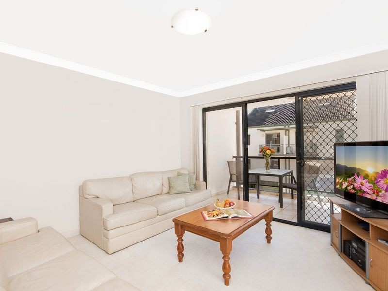 11/6 Taylors Drive, Lane Cove NSW 2066