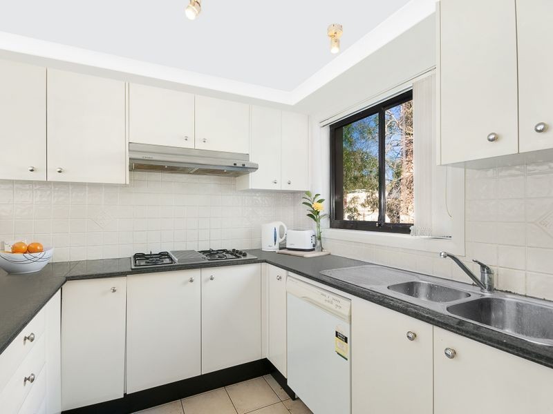 11/6 Taylors Drive, Lane Cove NSW 2066