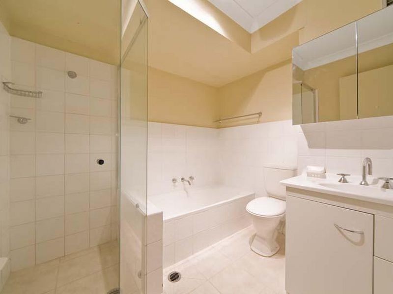 17/5 Broughton, Artarmon NSW 2064