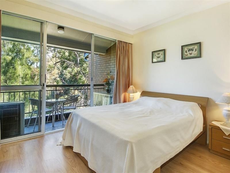 33/302 Burns Bay Rd, Lane Cove NSW 2066