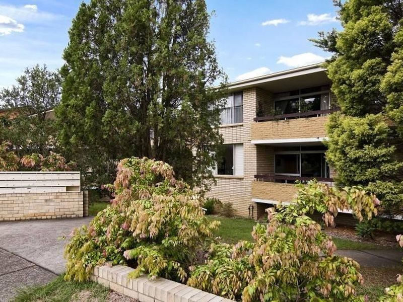 3/108 Burns Bay Rd, Lane Cove NSW 2066