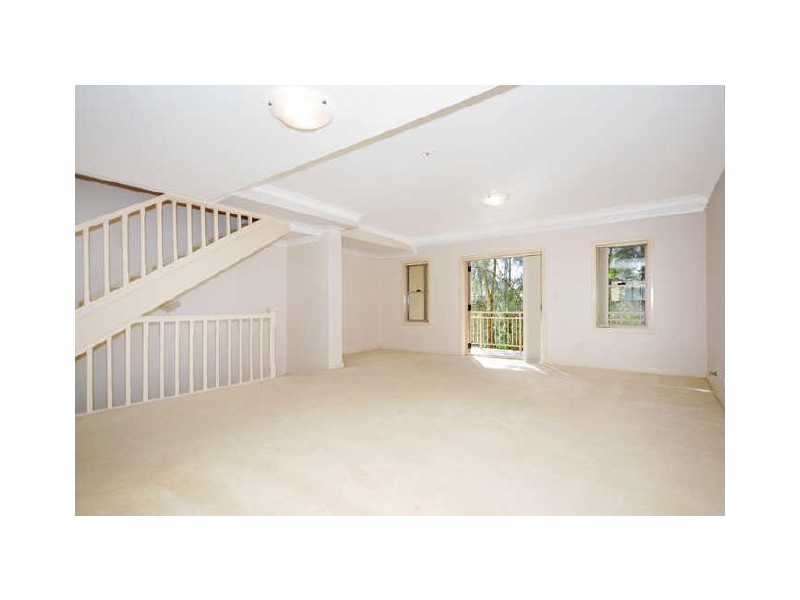 6 Sawyer Crescent, Lane Cove NSW 2066