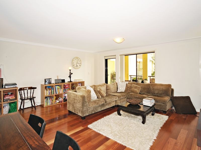 3/45 Walkers Drive, Lane Cove NSW 2066
