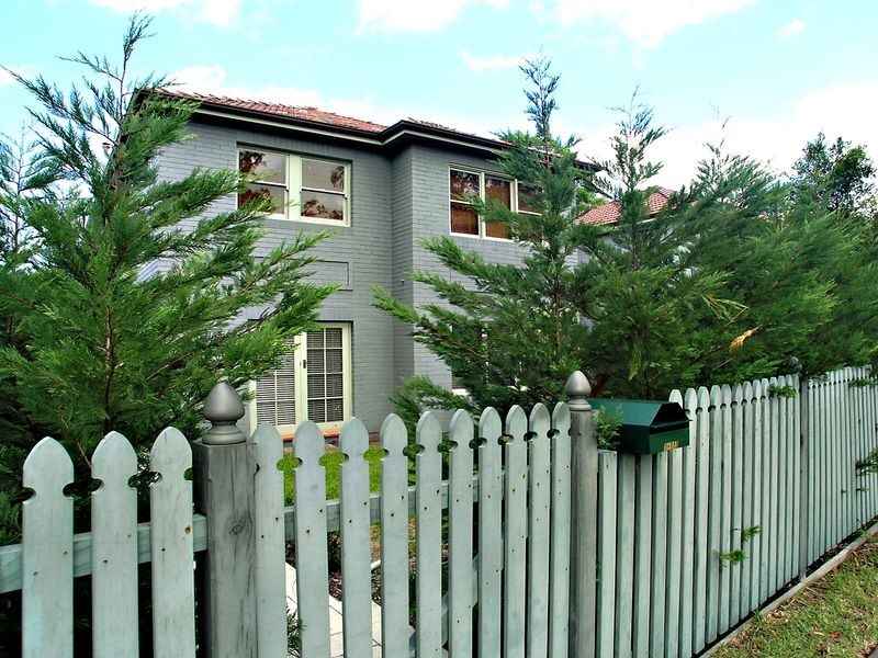 1/112 Burns Bay Rd, Lane Cove NSW 2066