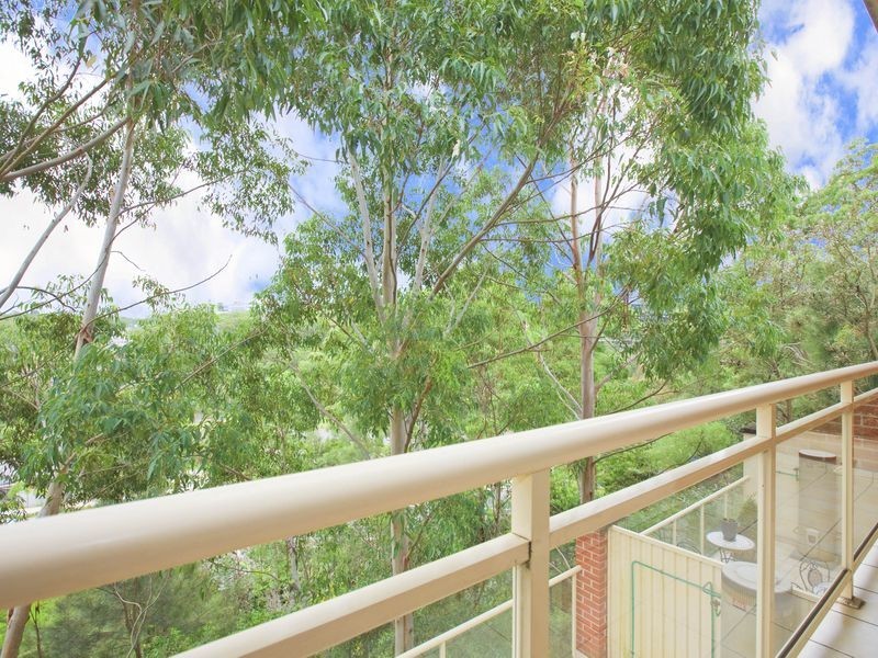 29 Walkers Drive, Lane Cove NSW 2066