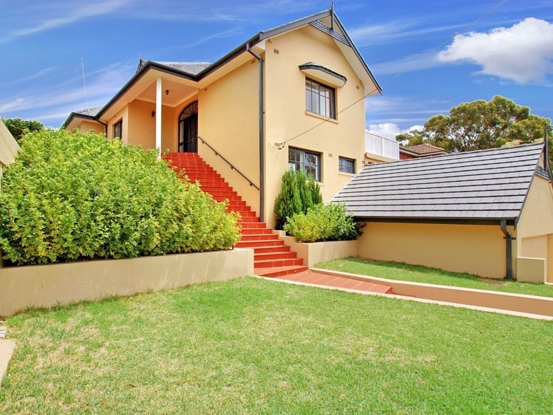 22 Johnston Crescent, Lane Cove NSW 2066