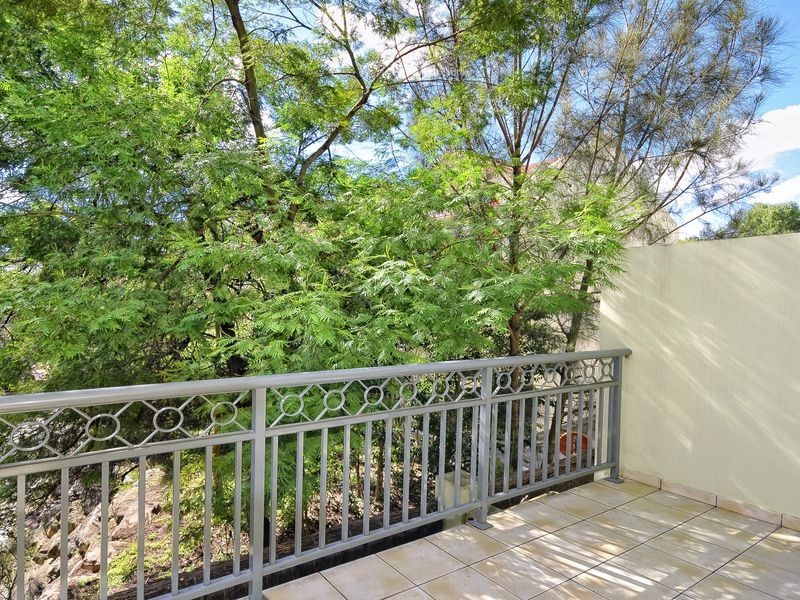 21 Taylors Drive, Lane Cove NSW 2066