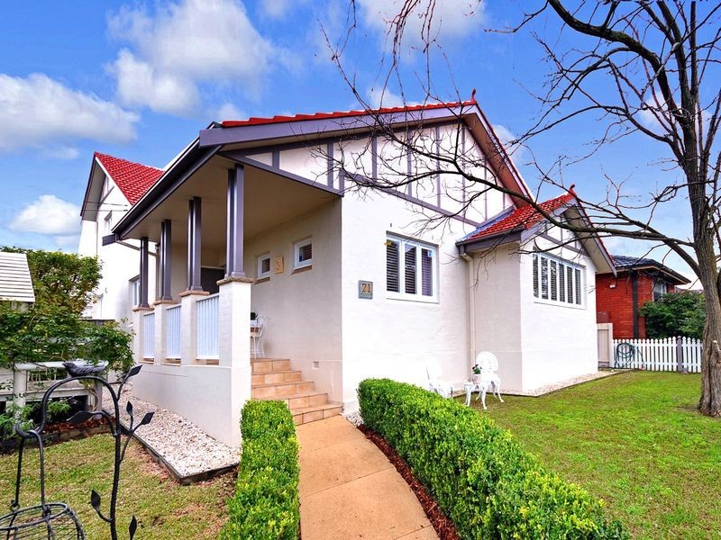 71 Hallam Avenue, Lane Cove NSW 2066