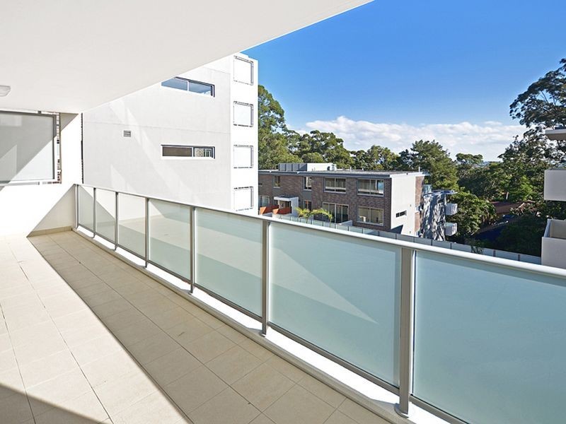 2305/8 Neild Ave, Greenwich NSW 2065