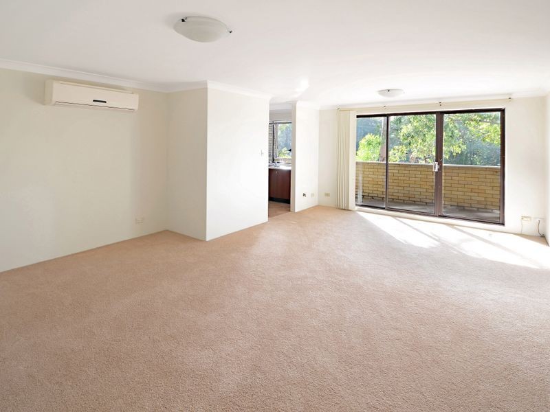 1/315 Burns Bay Rd, Lane Cove NSW 2066