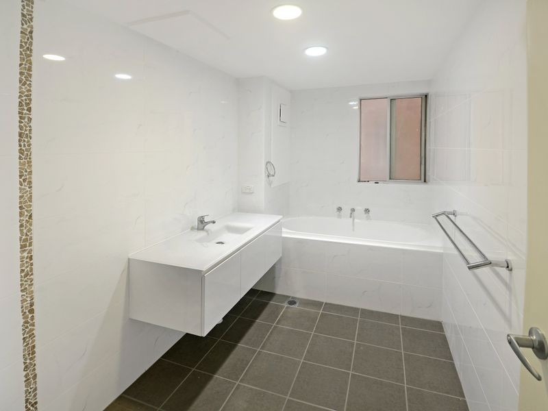 50/302 Burns Bay Rd, Lane Cove NSW 2066