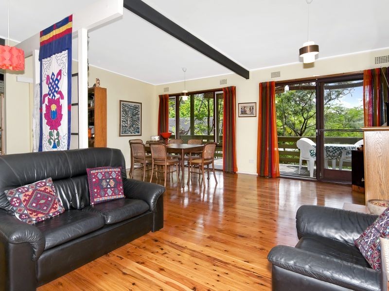 12 Parkinson Avenue, Turramurra NSW 2074