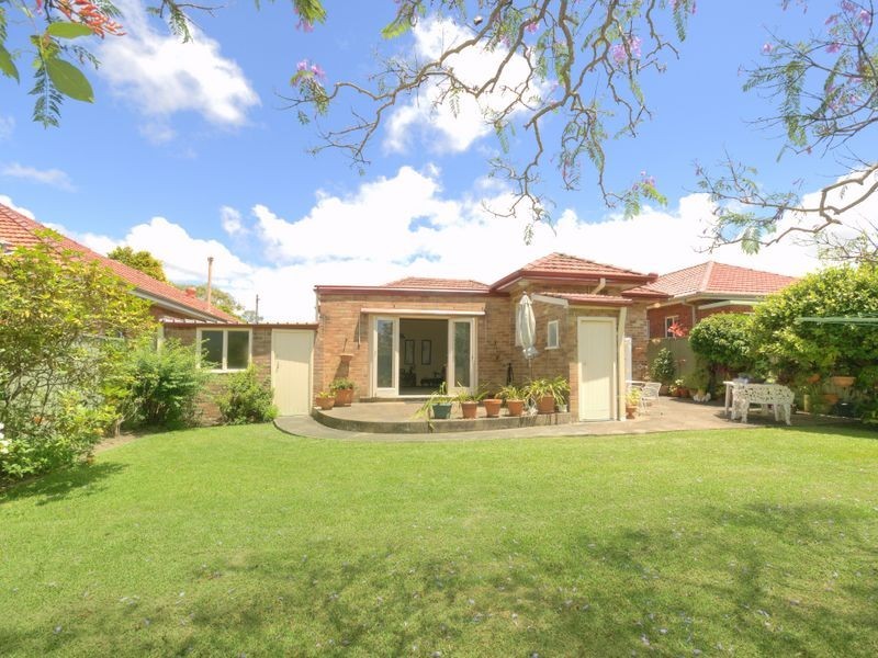 36 Hinkler Crescent, Lane Cove NSW 2066