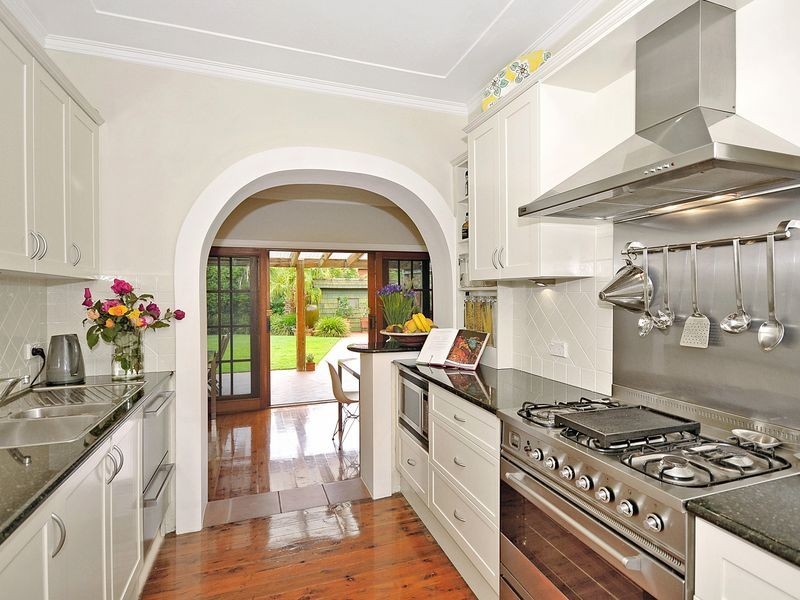 61 Hinkler Crescent, Lane Cove NSW 2066