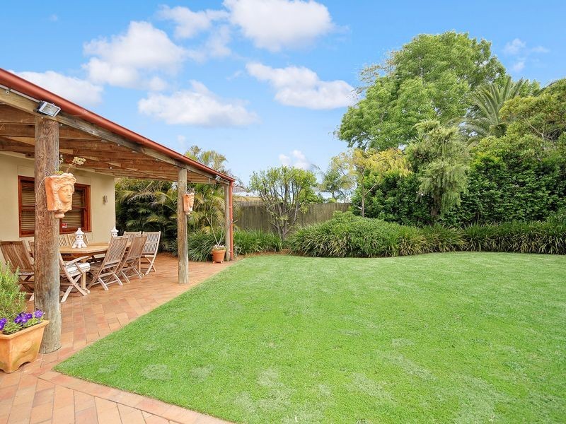 61 Hinkler Crescent, Lane Cove NSW 2066