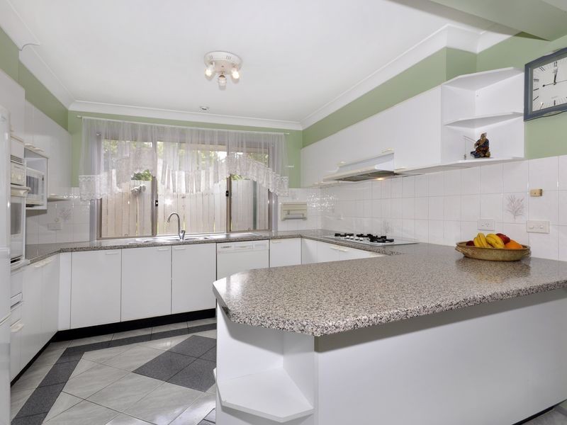 12 Cumberland Avenue, Lane Cove NSW 2066