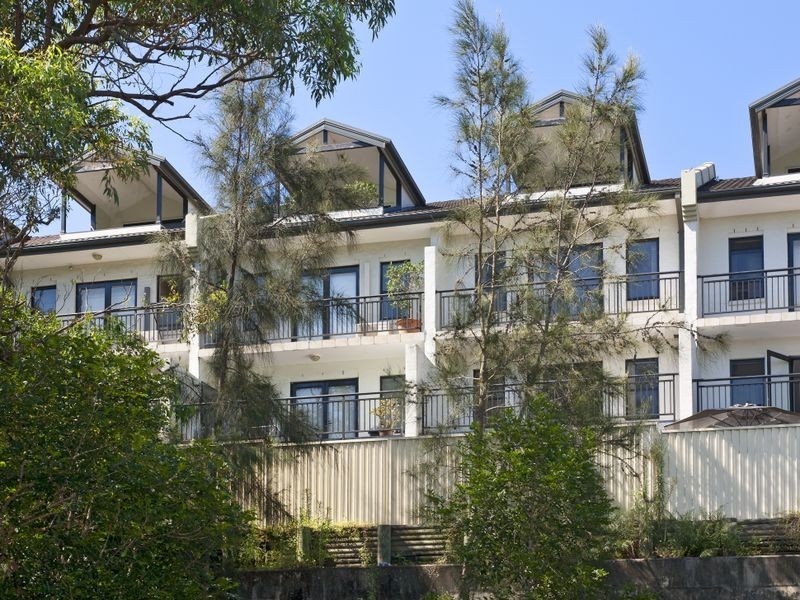 11 Walkers Drive, Lane Cove NSW 2066