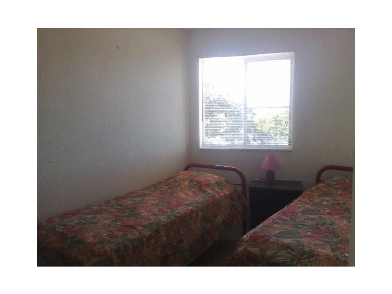 89 Marine Parade, Redcliffe QLD 4020