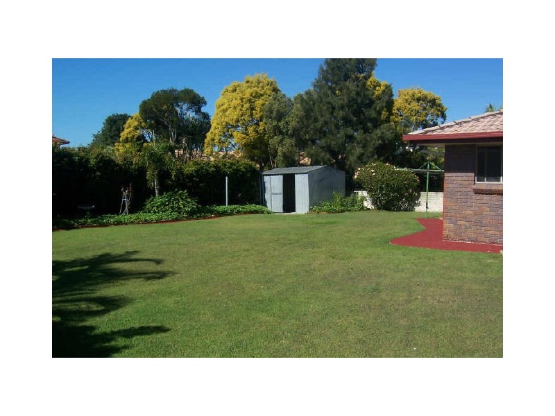 11 Mary Pleasant Drive, Birkdale QLD 4159