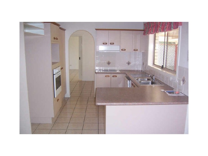 11 Mary Pleasant Drive, Birkdale QLD 4159