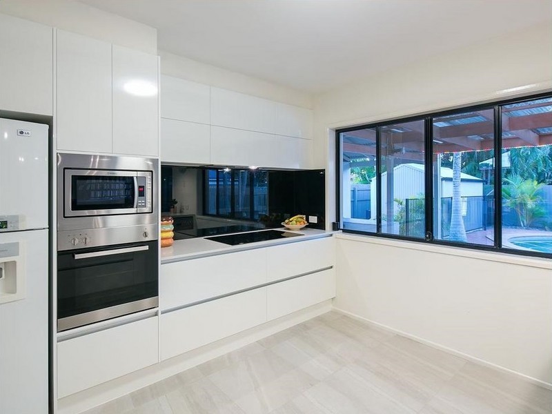 10 Stephen Court, Cleveland QLD 4163