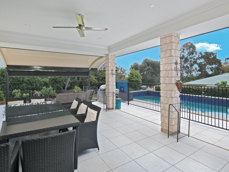 25 Clive Road, Birkdale QLD 4159