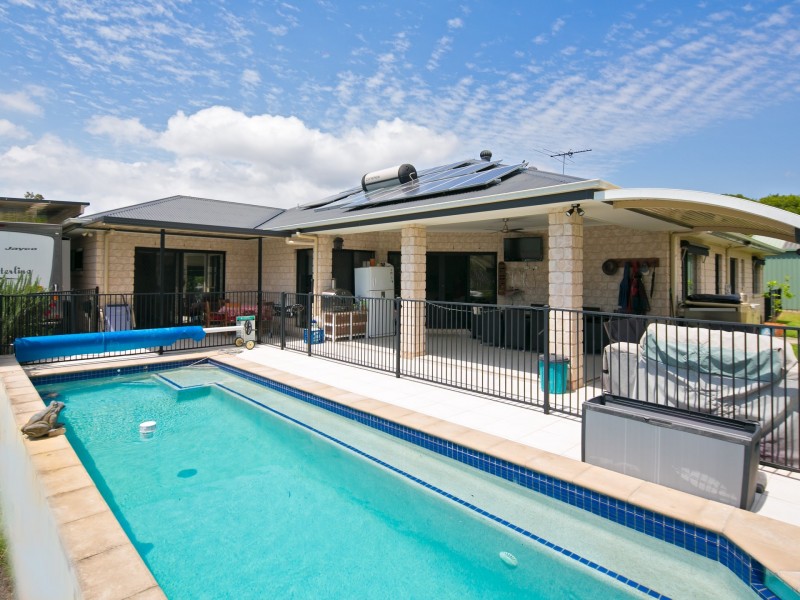 25 Clive Road, Birkdale QLD 4159