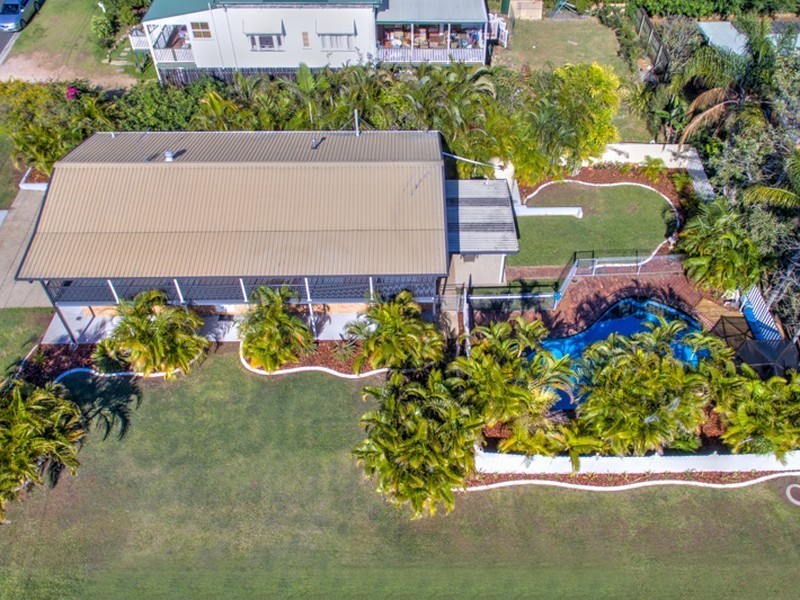 54 Bates Drive, Birkdale QLD 4159