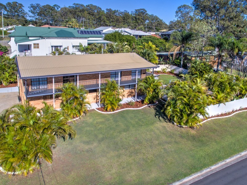 54 Bates Drive, Birkdale QLD 4159