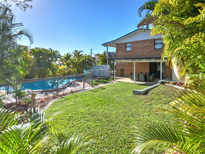 54 Bates Drive, Birkdale QLD 4159