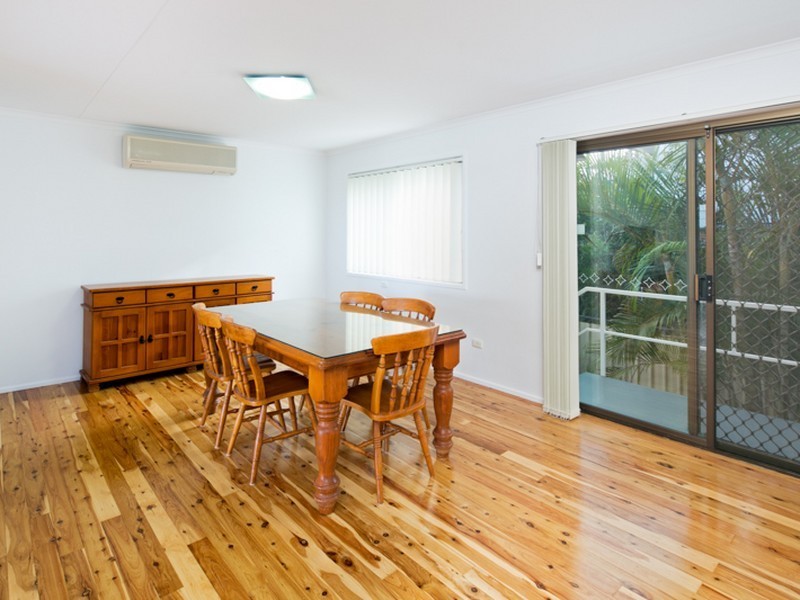 54 Bates Drive, Birkdale QLD 4159