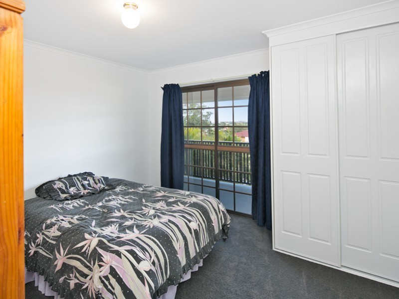 54 Bates Drive, Birkdale QLD 4159