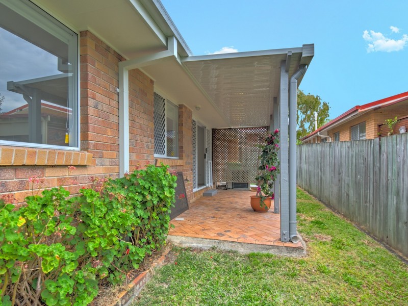 2/19 Victor Street, Birkdale QLD 4159