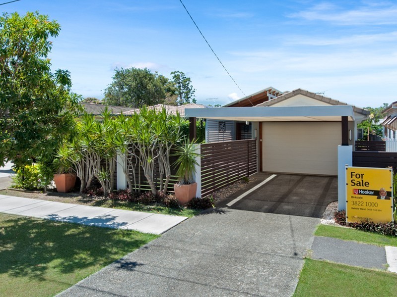 11 Daniel Street, Lota QLD 4179