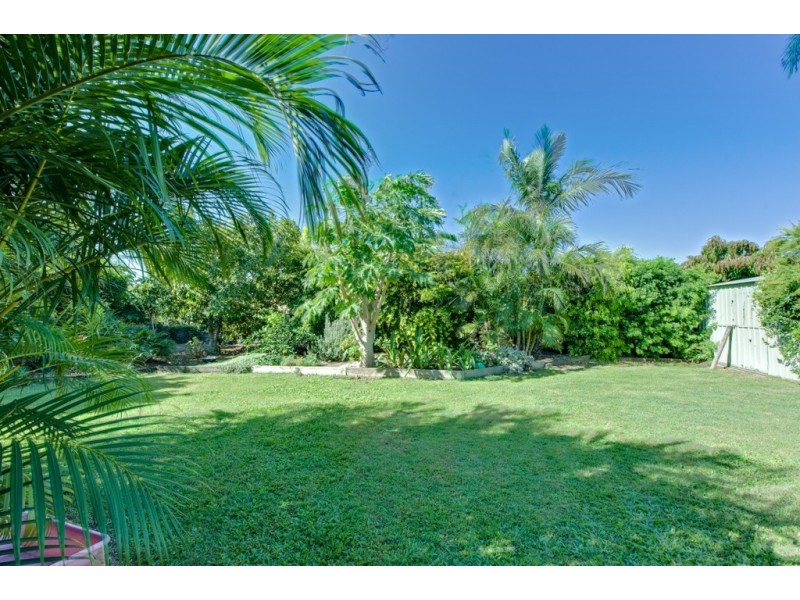 11 Ruth Street, Birkdale QLD 4159