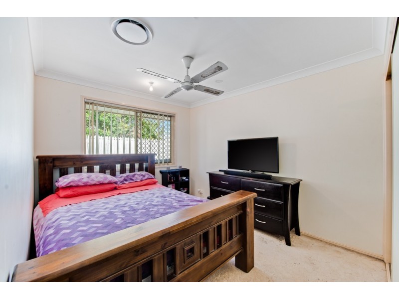 2 Harrogate Terrace, Birkdale QLD 4159